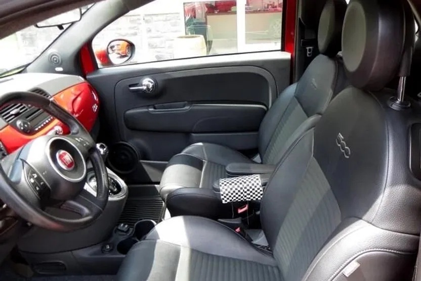 2015 Fiat 500 Sport photo 1