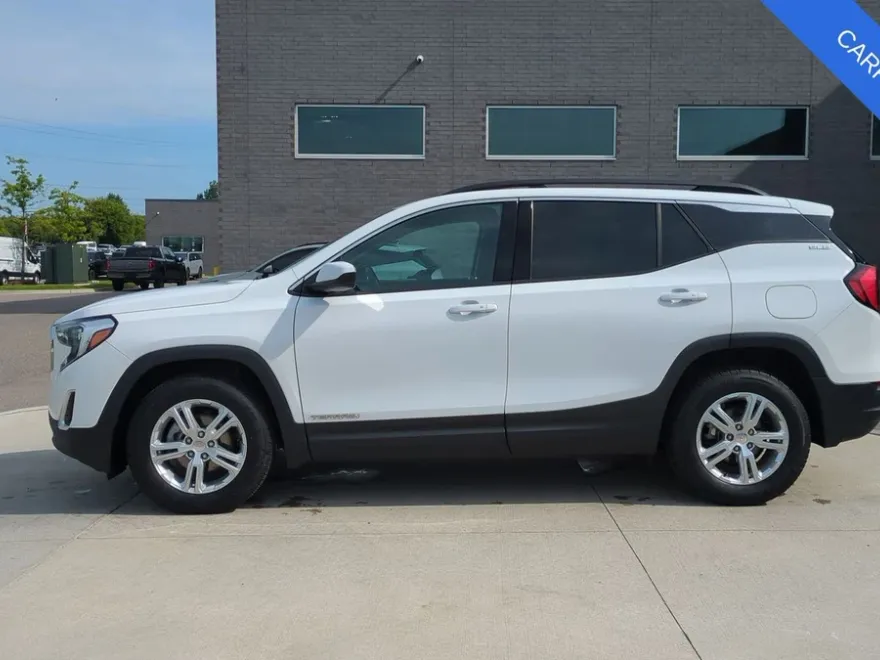 2020 Gmc Terrain SLE photo 1