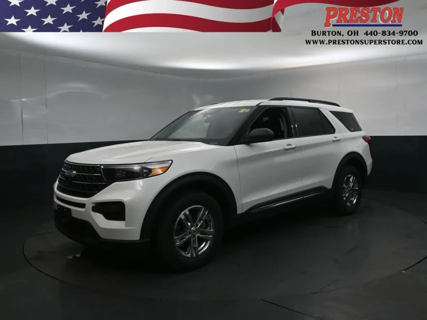 2020 Ford Explorer XLT photo 1
