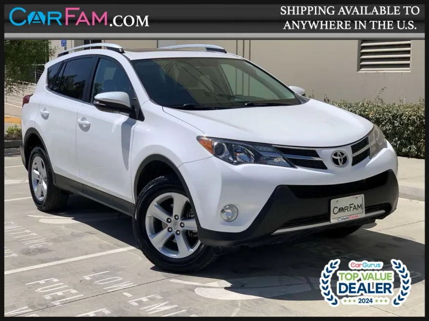 2013 Toyota RAV4 XLE photo 1