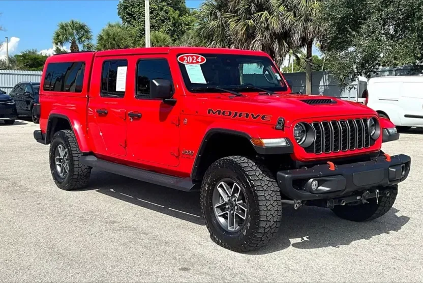 2024 Jeep Gladiator Mojave photo 1
