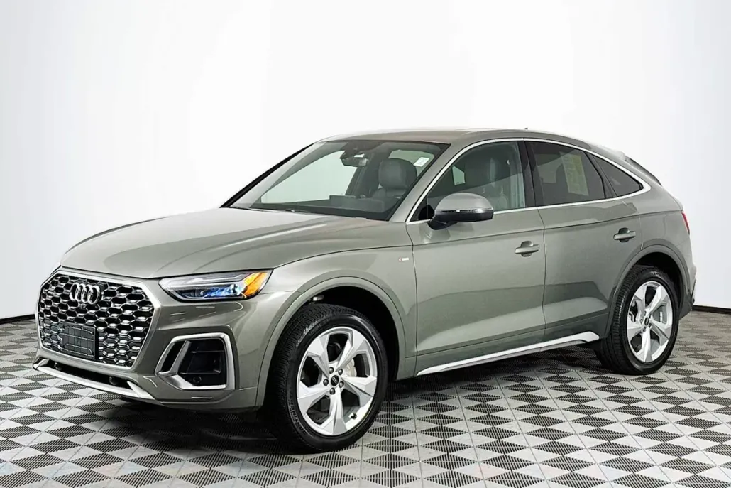 2023 Audi Q5 Sportback 45 S line Premium Plus photo 1