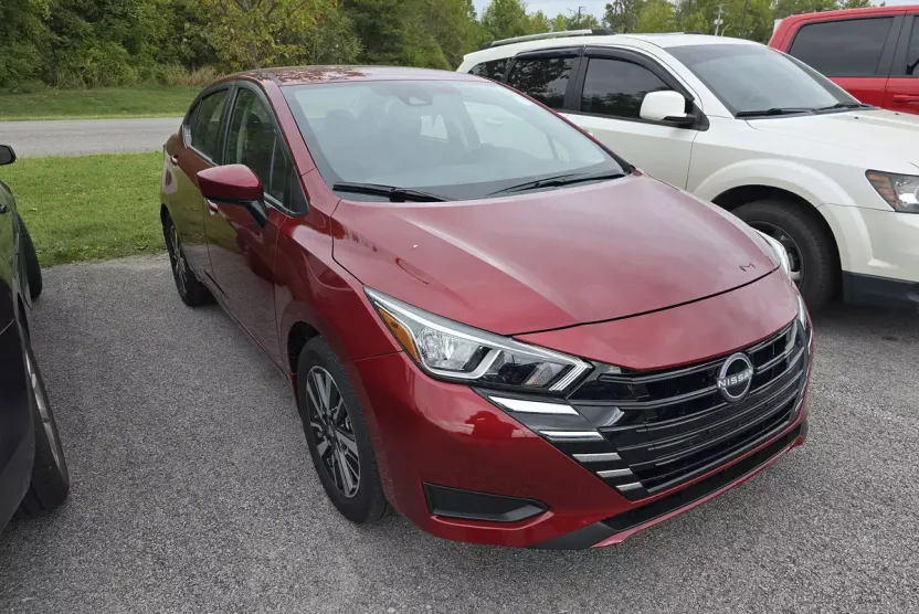 2024 Nissan Versa SV photo 1