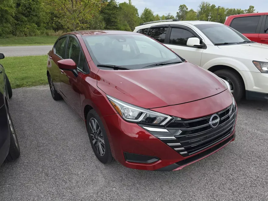2024 Nissan Versa SV photo 1