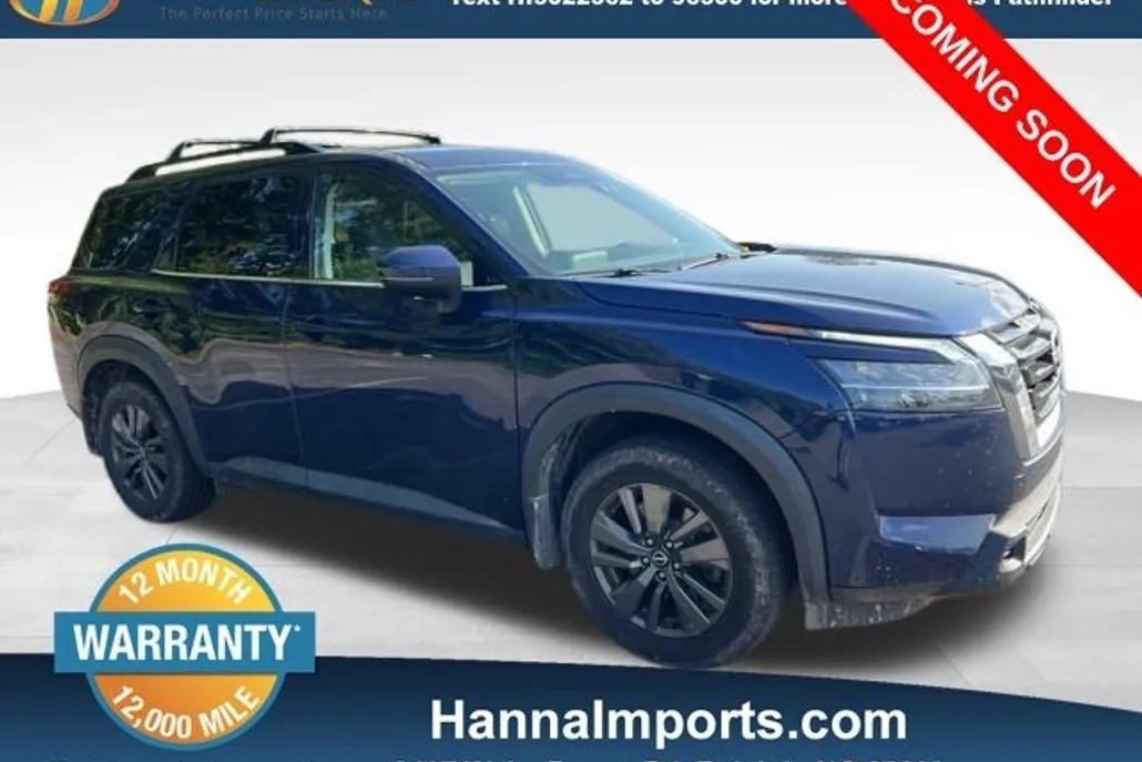 2022 Nissan Pathfinder SV photo 1