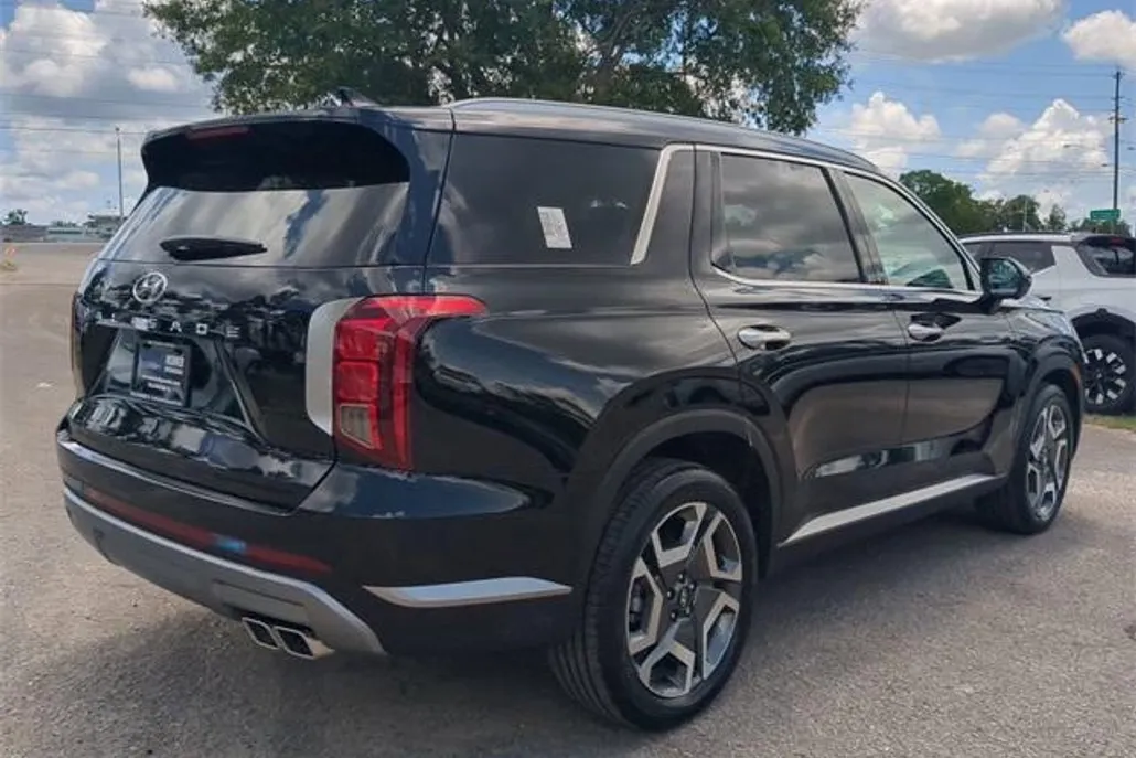 2025 Hyundai Palisade SEL photo 1