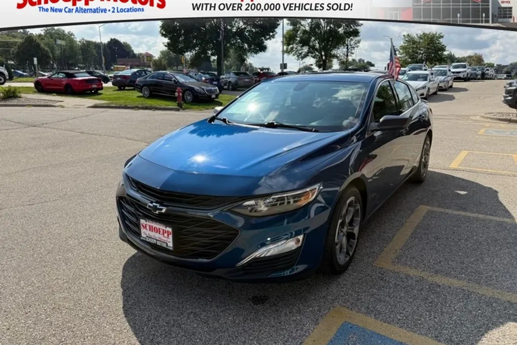2019 Chevrolet Malibu RS photo 1