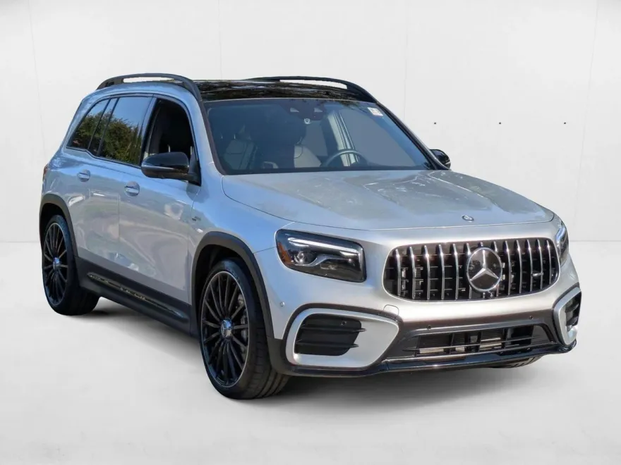 2024 Mercedes Benz GLB AMG 35 4MATIC photo 1