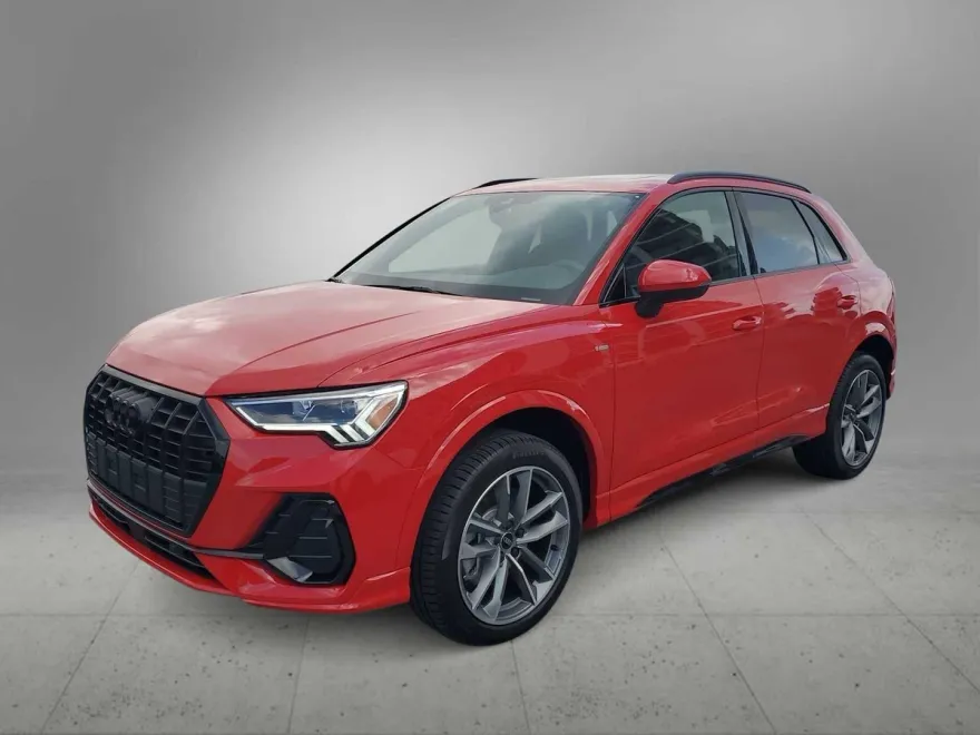 2025 Audi Q3 45 TFSI S line Premium photo 1