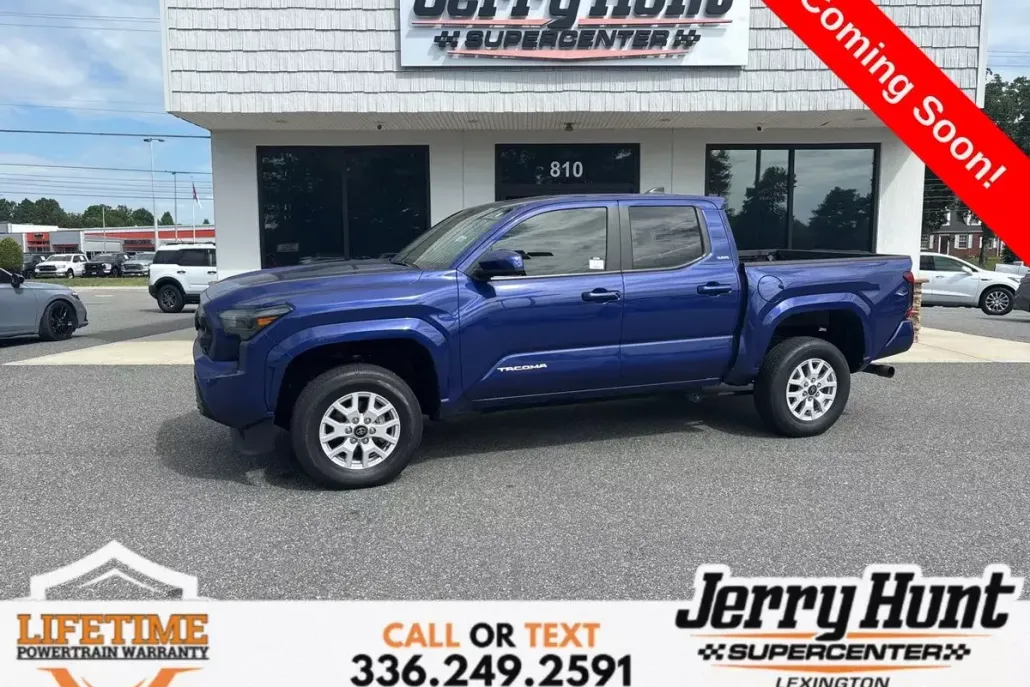 2024 Toyota Tacoma SR5 photo 1