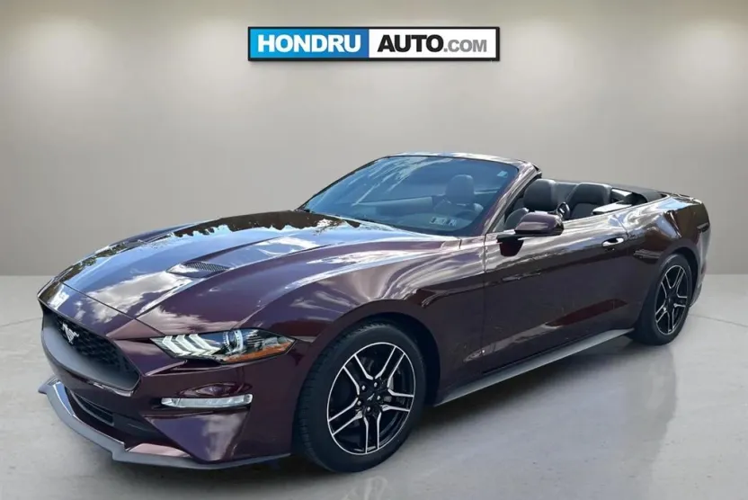 2018 Ford Mustang Convertible photo 1
