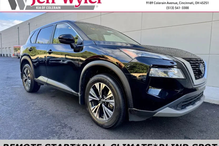 2023 Nissan Rogue SV photo 1