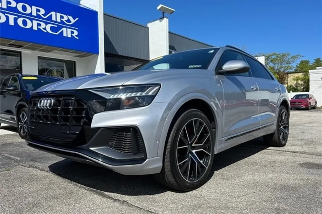 2021 Audi Q8 55 Premium Plus photo 1