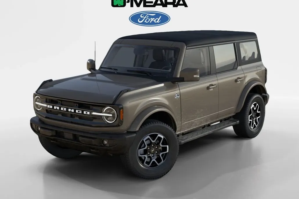2025 Ford Bronco Outer Banks photo 1
