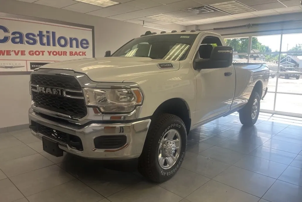 2024 Ram 2500 Tradesman photo 1