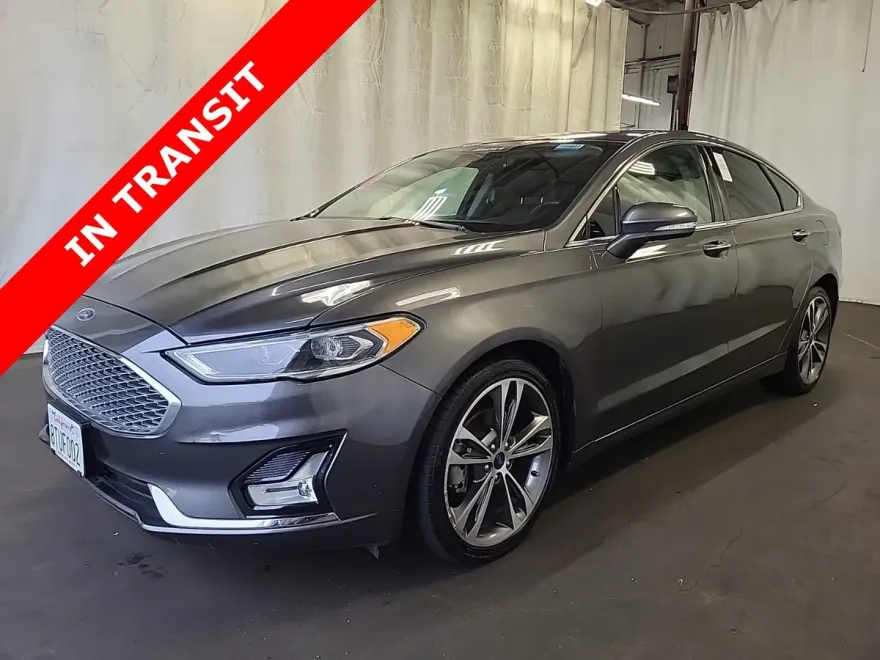 2019 Ford Fusion Titanium photo 1