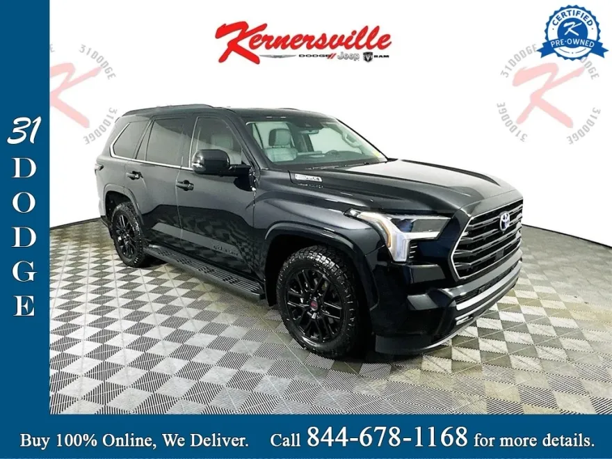 2024 Toyota Sequoia SR5 photo 1