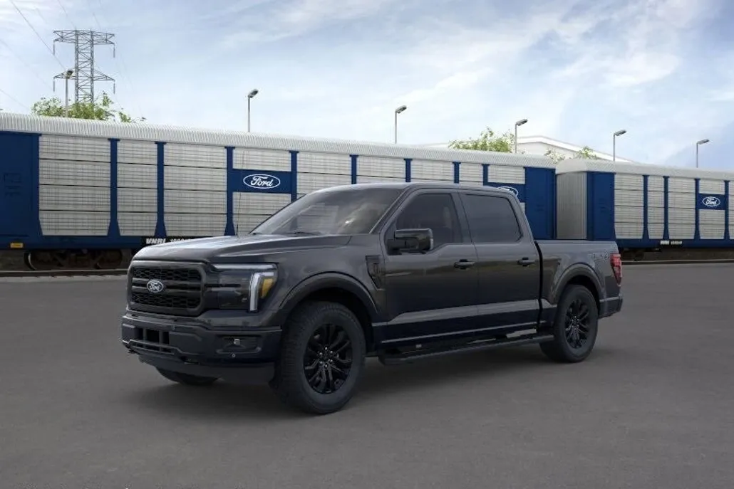 2025 Ford F-150 Lariat photo 1