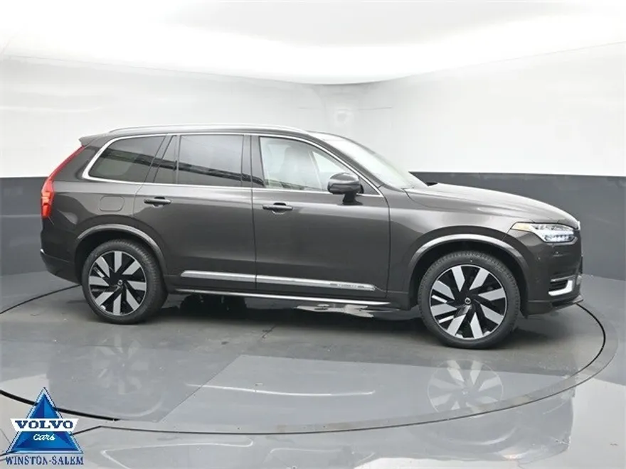 2024 Volvo XC90 Ultimate photo 1