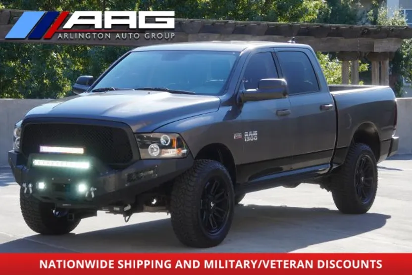 2015 Ram 1500 SLT photo 1