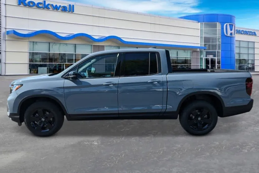2026 Honda Ridgeline Black Edition photo 1