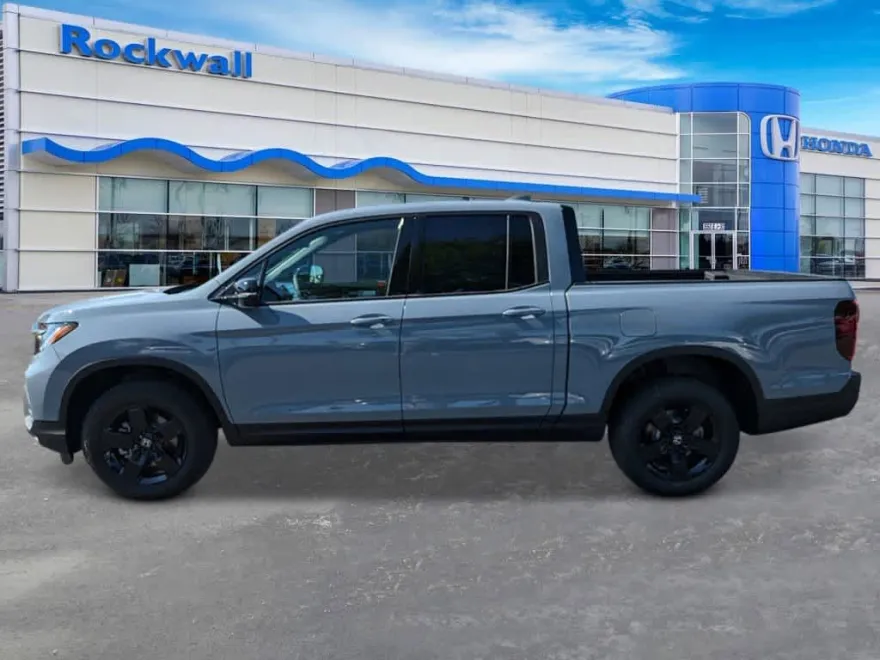 2026 Honda Ridgeline Black Edition photo 1