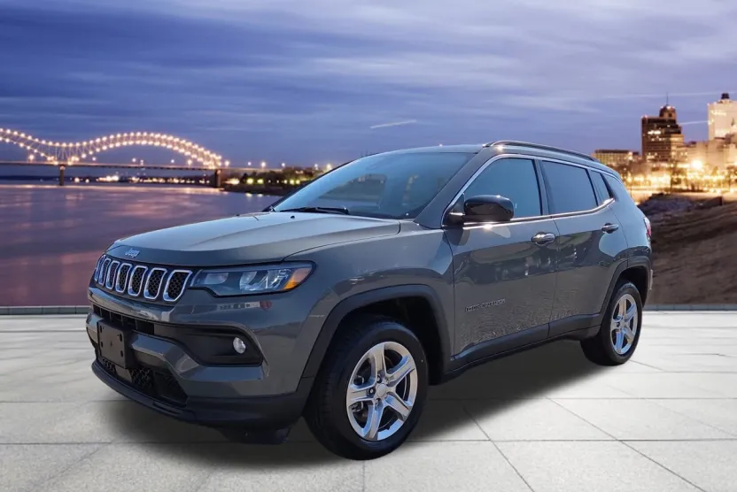 2024 Jeep Compass Latitude photo 1