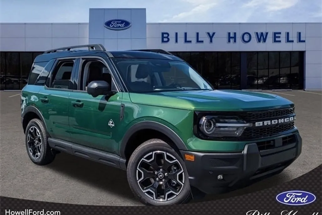 2025 Ford Bronco Sport Outer Banks photo 1