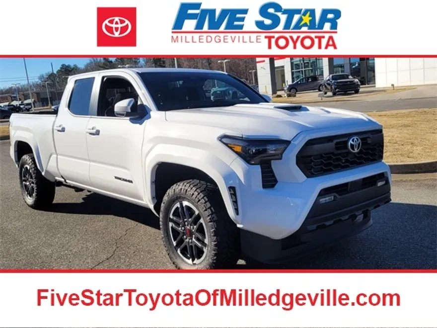2025 Toyota Tacoma TRD Sport photo 1