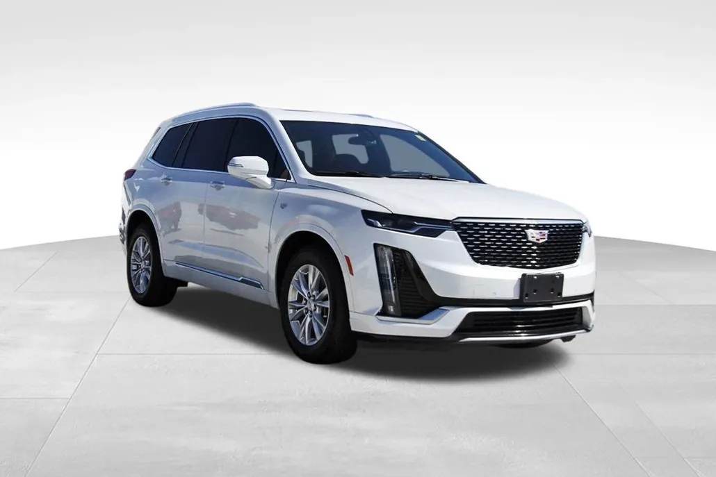 2023 Cadillac XT6 Luxury photo 1