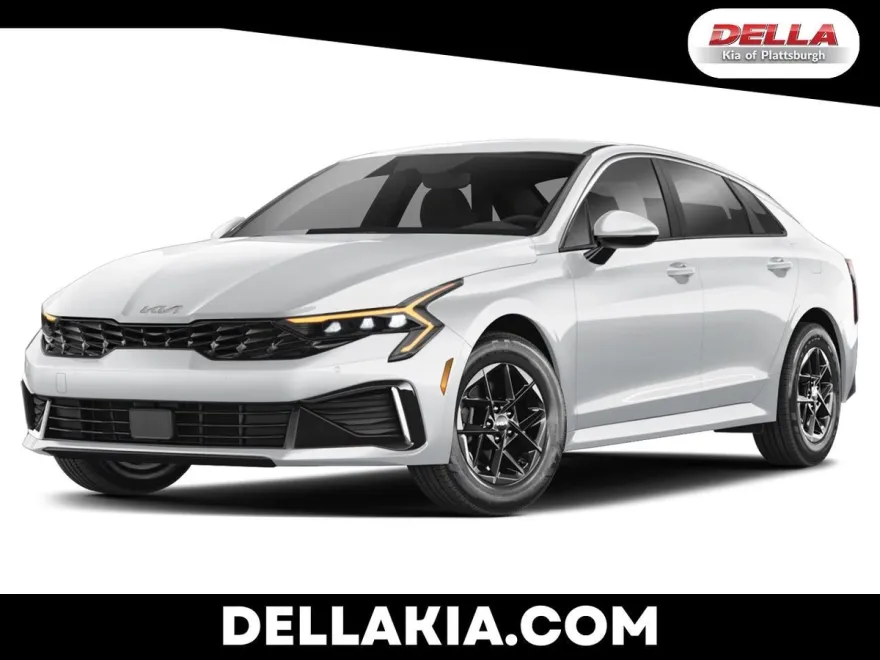 2025 Kia K5 LXS photo 1