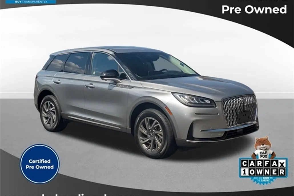 2023 Lincoln Corsair Standard photo 1