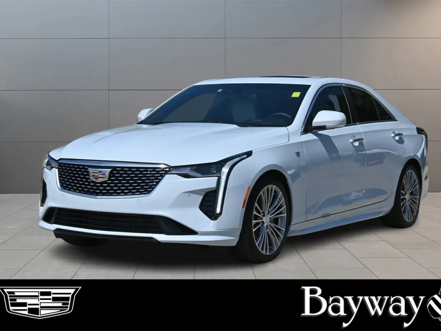 2022 Cadillac CT4 Premium Luxury photo 1