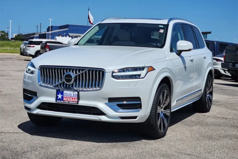 2024 Volvo XC90 Recharge T8 Plus photo 1