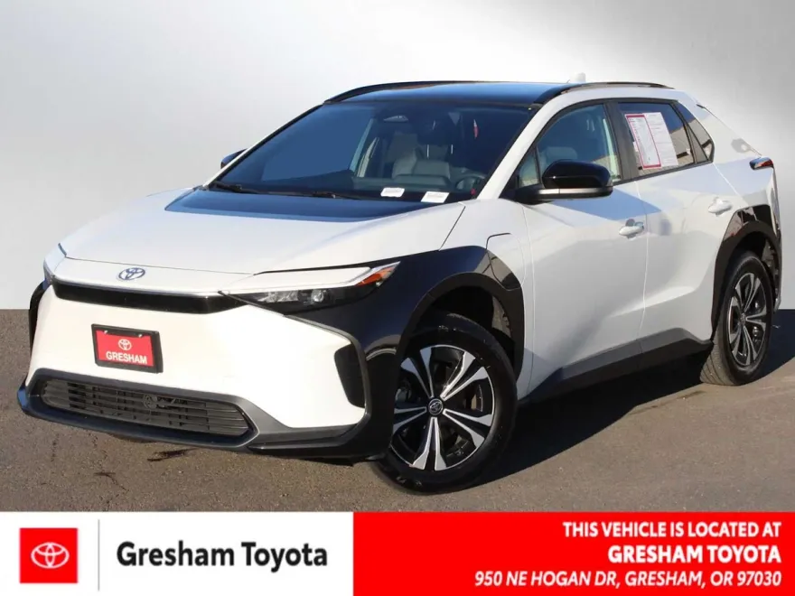 2023 Toyota bZ4X XLE photo 1