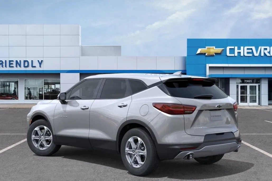 2025 Chevrolet Blazer 2LT photo 1