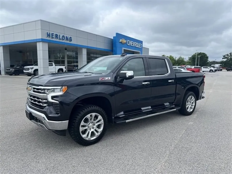 2024 Chevrolet Silverado 1500 LTZ photo 1