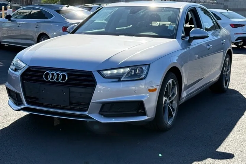 2019 Audi A4 2.0T Premium photo 1