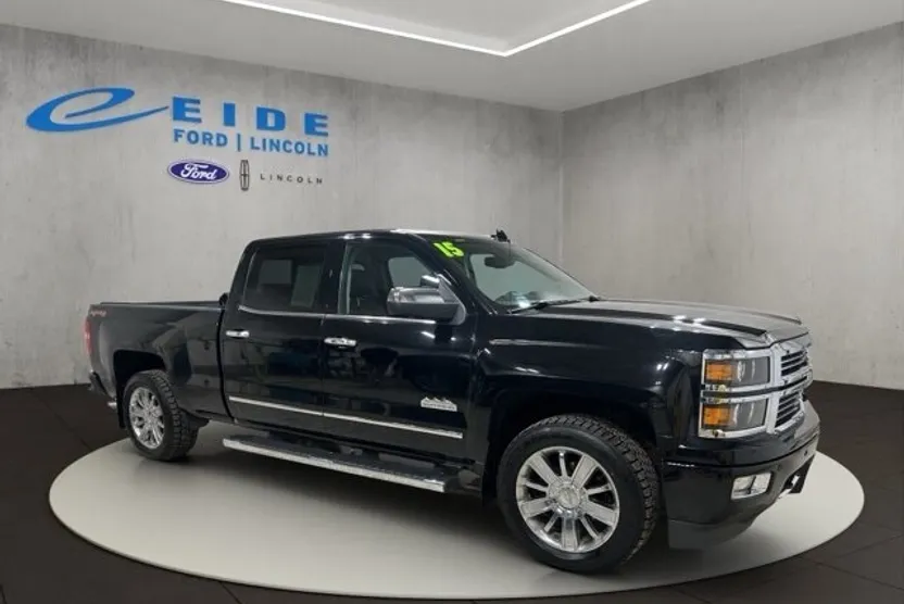 2015 Chevrolet Silverado 1500 High Country photo 1
