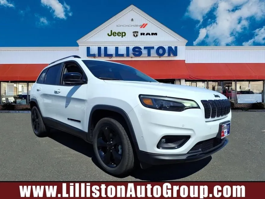 2023 Jeep Cherokee Altitude Lux photo 1
