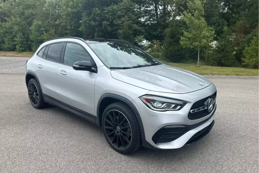 2022 Mercedes Benz GLA 250 photo 1
