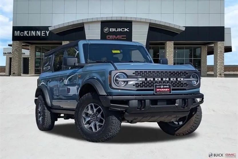 2022 Ford Bronco Badlands photo 1