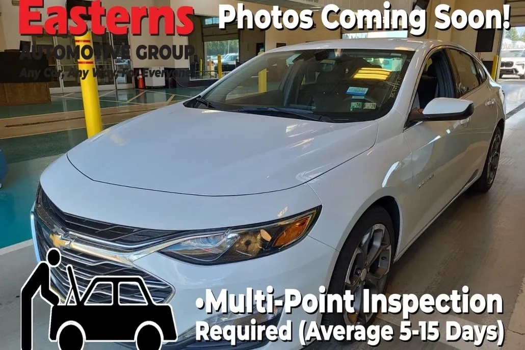 2023 Chevrolet Malibu 1LT photo 1