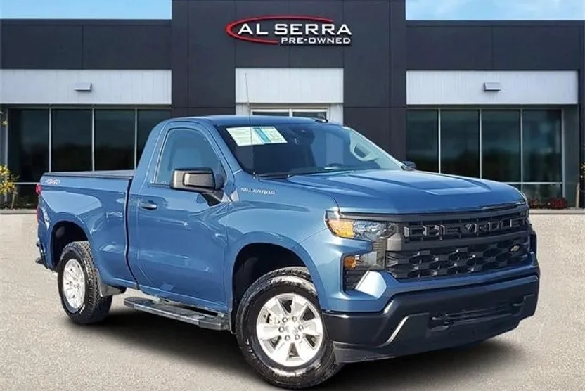 2024 Chevrolet Silverado 1500 photo 1