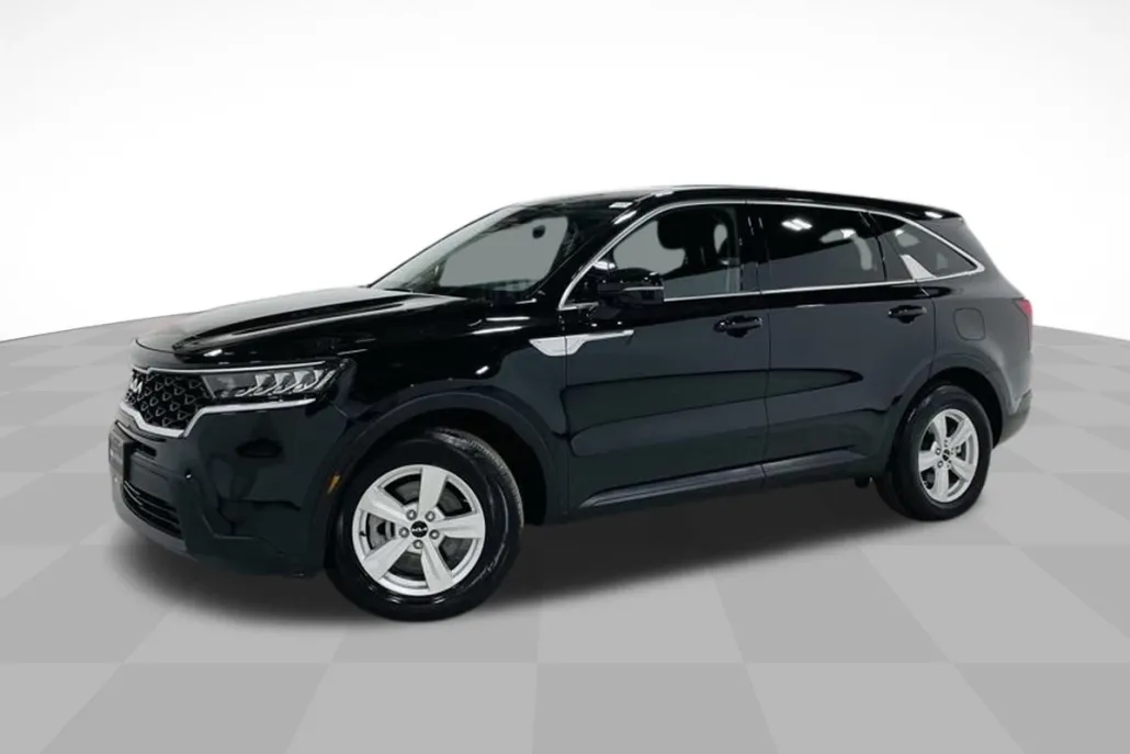 2022 Kia Sorento LX photo 1