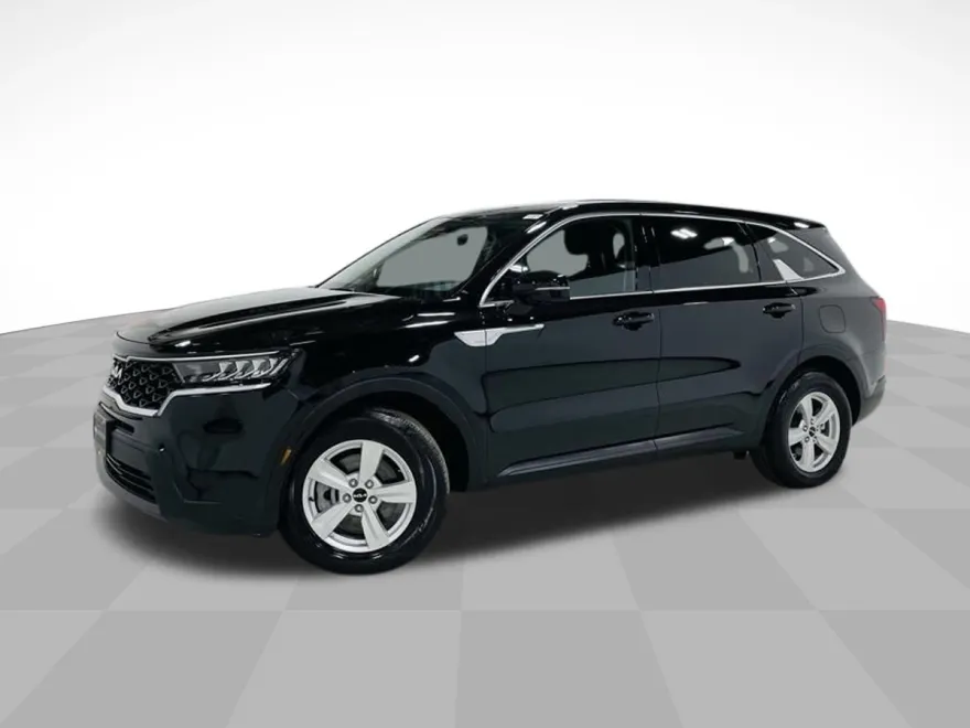 2022 Kia Sorento LX photo 1