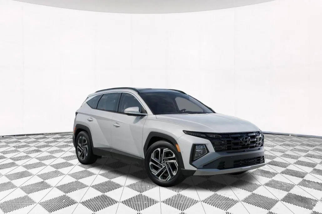 2026 Hyundai Tucson Hybrid Limited photo 1