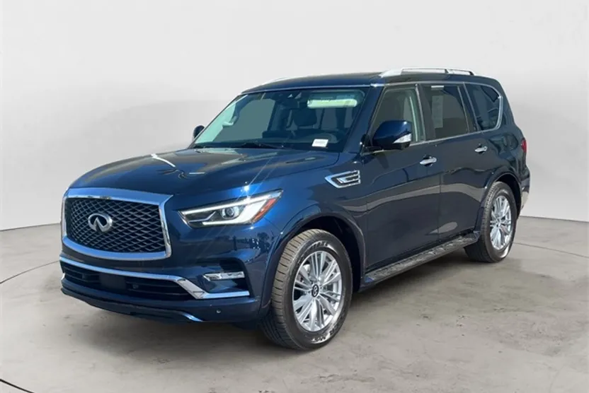 2024 Infiniti QX80 Luxe photo 1