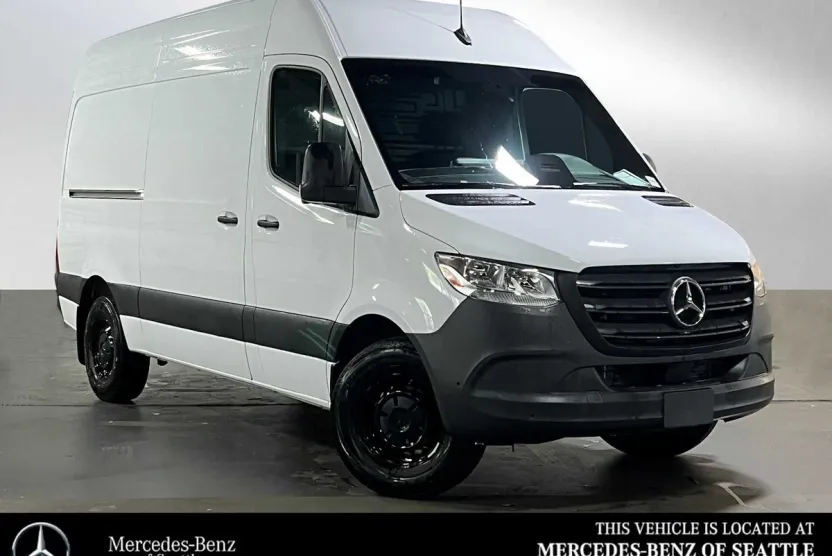 2025 Mercedes Benz Sprinter 2500 Standard Roof photo 1