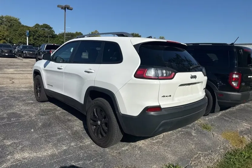 2020 Jeep Cherokee Latitude photo 1